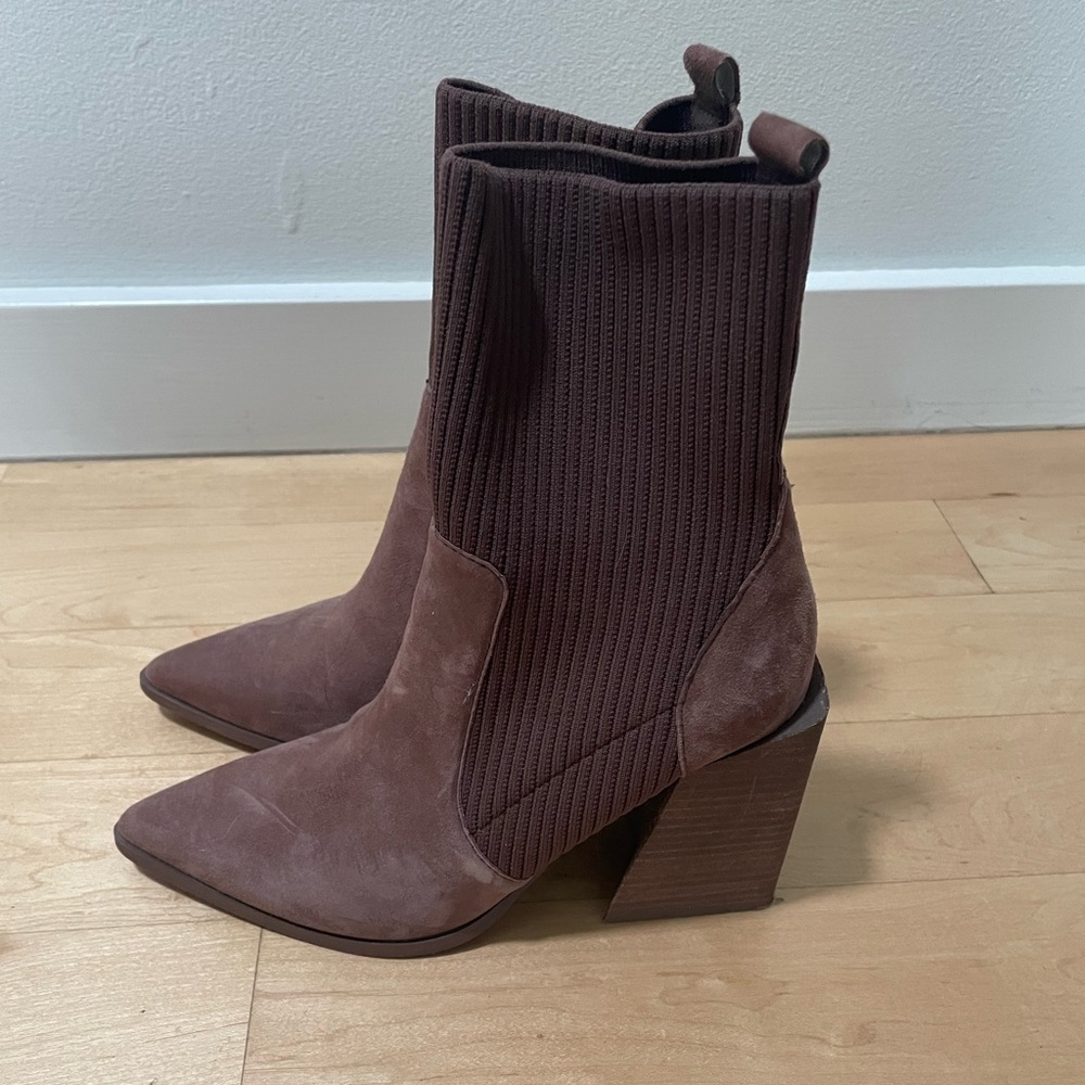 Steve Madden boots. Brown. Size 6.5